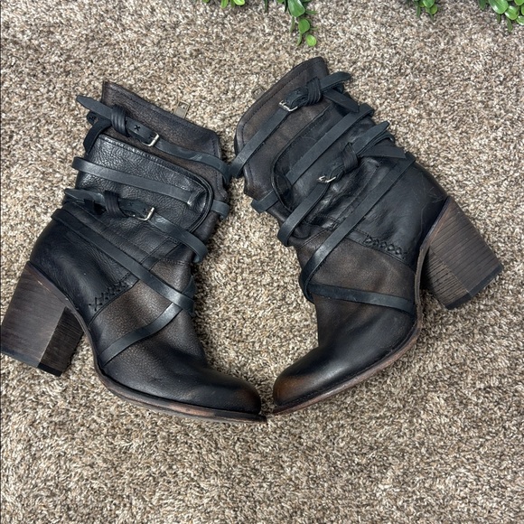 FREEBIRD BY STEVEN Baker Heeled Boots Sz 10 Black Brown - Picture 4 of 15